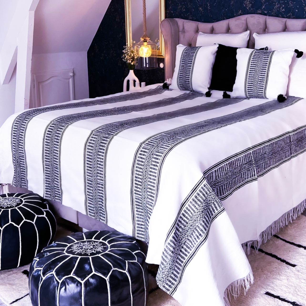 Coussin Noir et Blanc BOUCHRA Berbère Chic